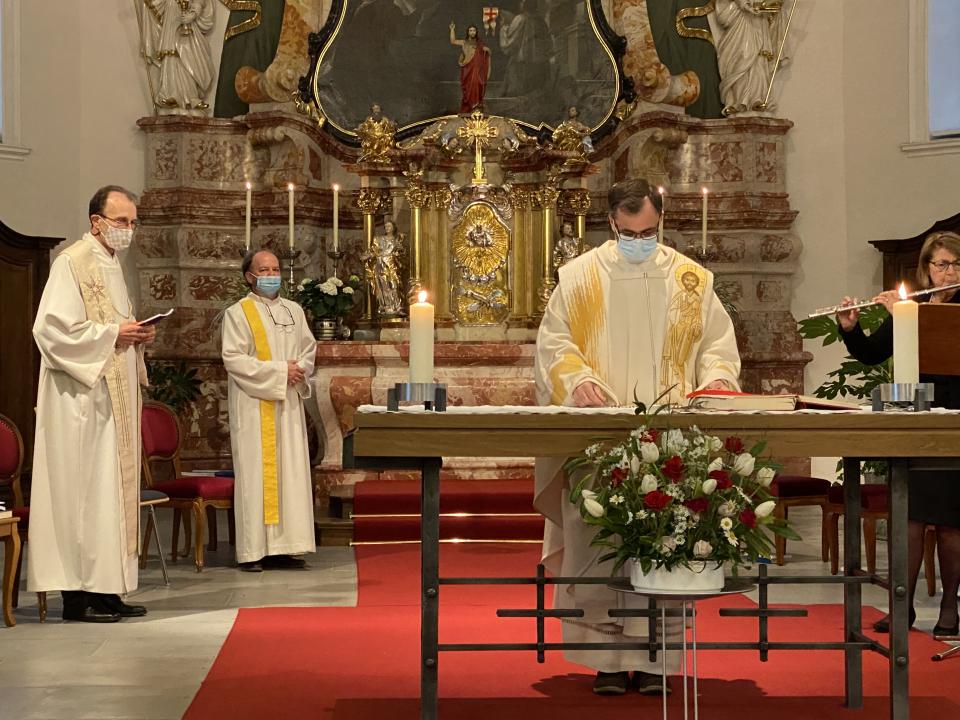 Celebração Mariana Untereggen